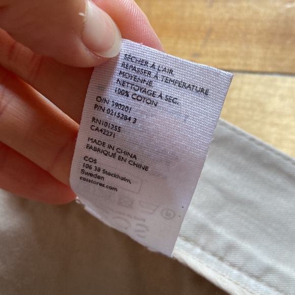 COS cream cropped baggy chino pants - Picture 10 of 13